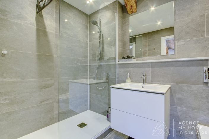Image No.23-4 Bed House for sale