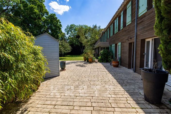 Image No.19-10 Bed House for sale