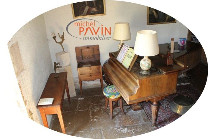Image No.28-6 Bed House for sale