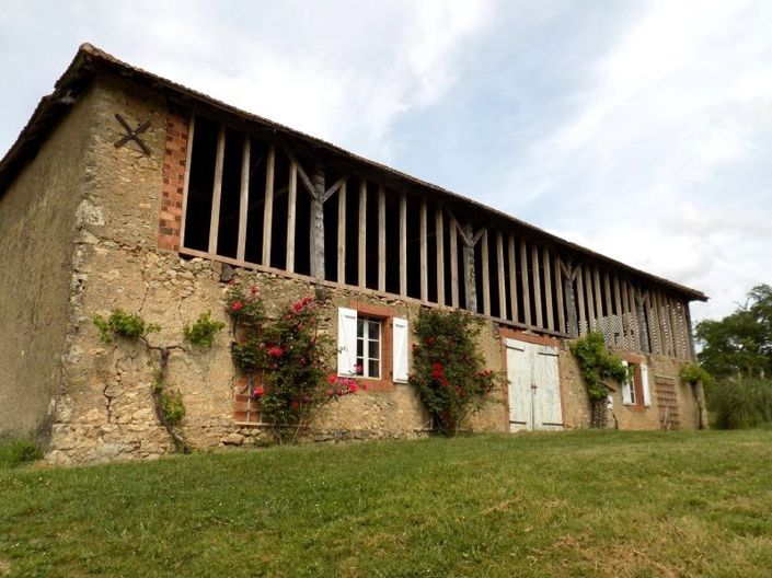 Image No.11-3 Bed House for sale