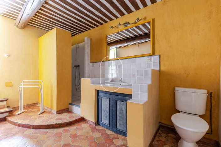 Image No.11-7 Bed House for sale