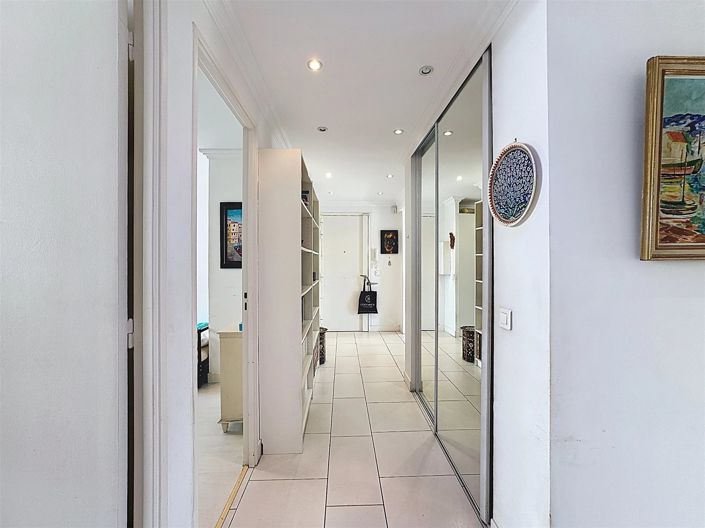 Image No.12-3 Bed Apartment for sale