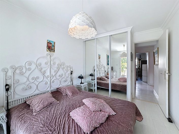 Image No.13-3 Bed Apartment for sale
