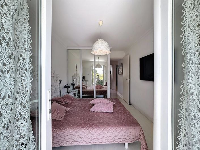 Image No.14-3 Bed Apartment for sale