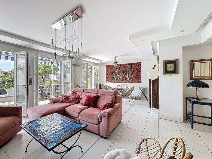 Image No.3-3 Bed Apartment for sale
