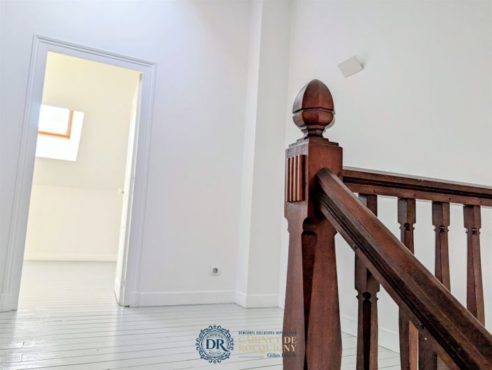 Image No.23-5 Bed House for sale