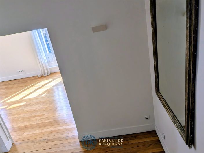 Image No.27-5 Bed House for sale