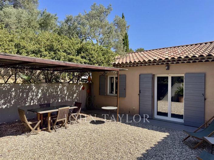 Image No.7-6 Bed House for sale