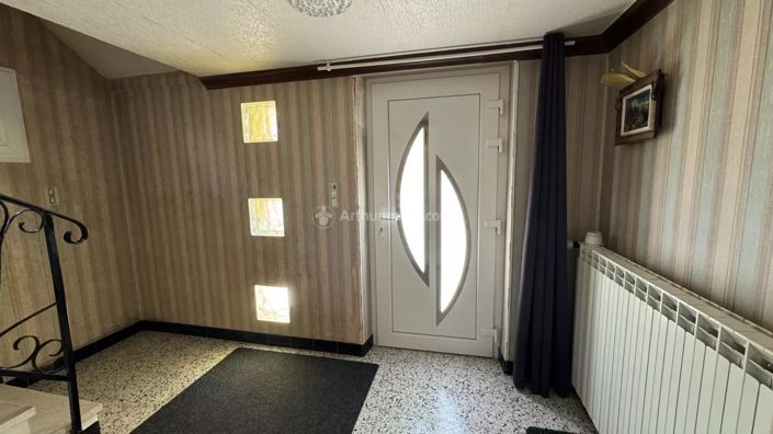 Image No.3-3 Bed House for sale