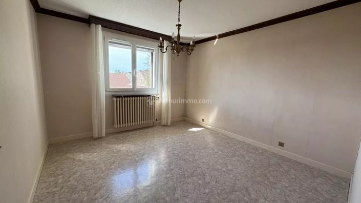 Image No.9-3 Bed House for sale
