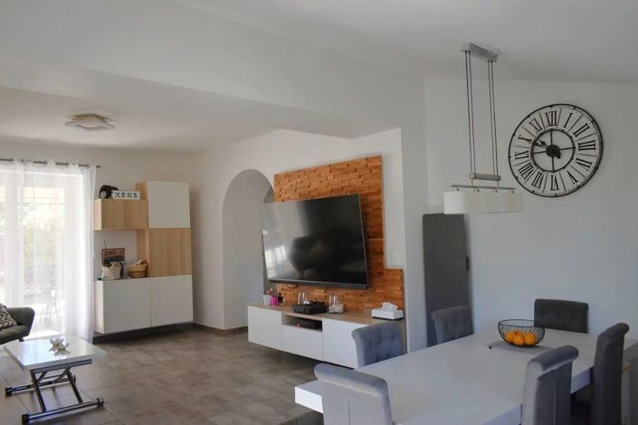Image No.7-3 Bed House for sale