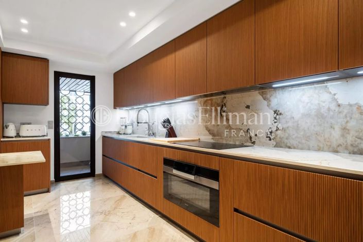 Image No.4-5 Bed Apartment for sale