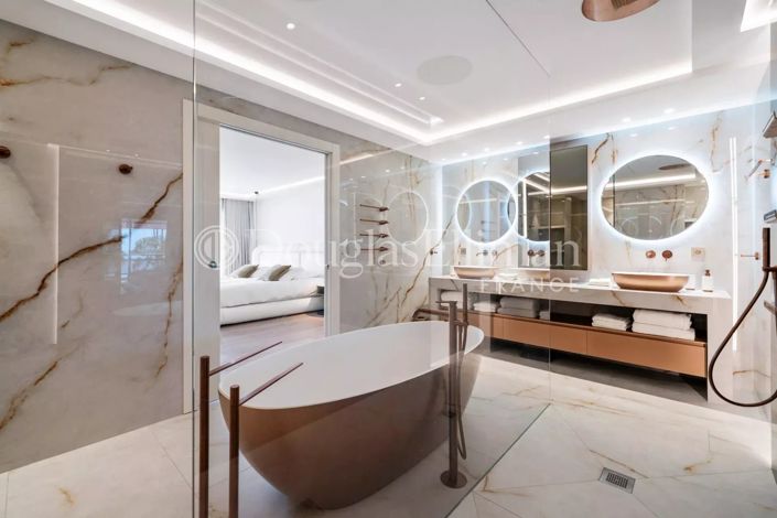 Image No.6-5 Bed Apartment for sale