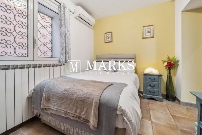 Image No.12-3 Bed Apartment for sale