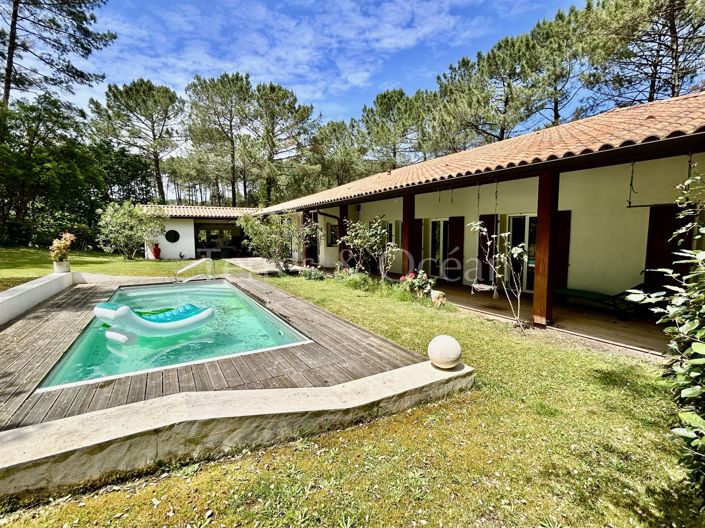 Image No.9-5 Bed House for sale