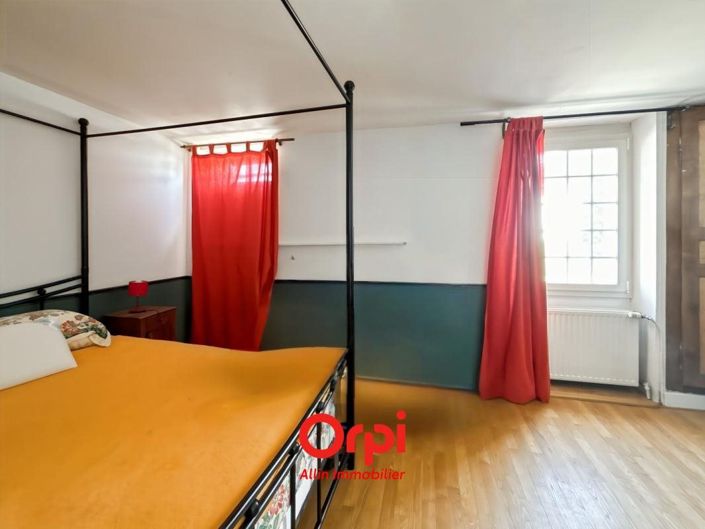 Image No.21-3 Bed House for sale