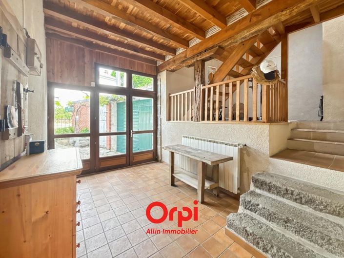 Image No.6-3 Bed House for sale