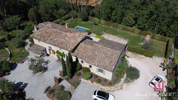 Image No.17-4 Bed Property for sale