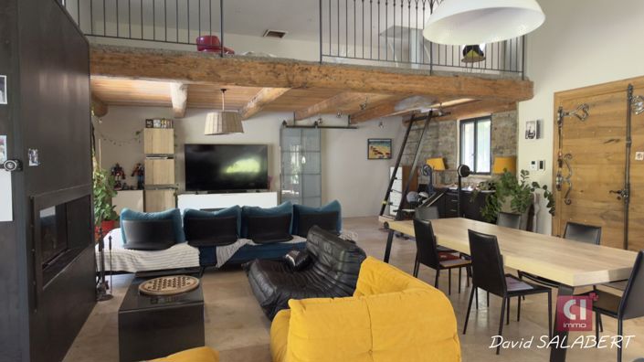 Image No.4-4 Bed Property for sale