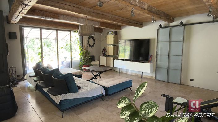 Image No.7-4 Bed Property for sale