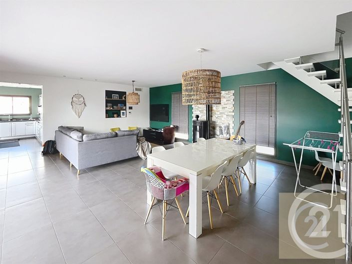 Image No.14-4 Bed House for sale