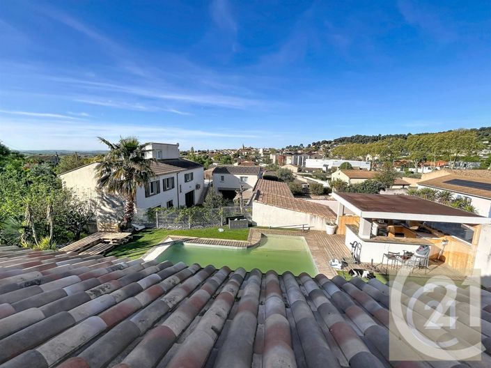 Image No.16-4 Bed House for sale