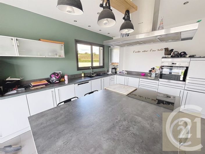 Image No.4-4 Bed House for sale
