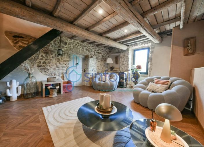 Image No.2-2 Bed House for sale
