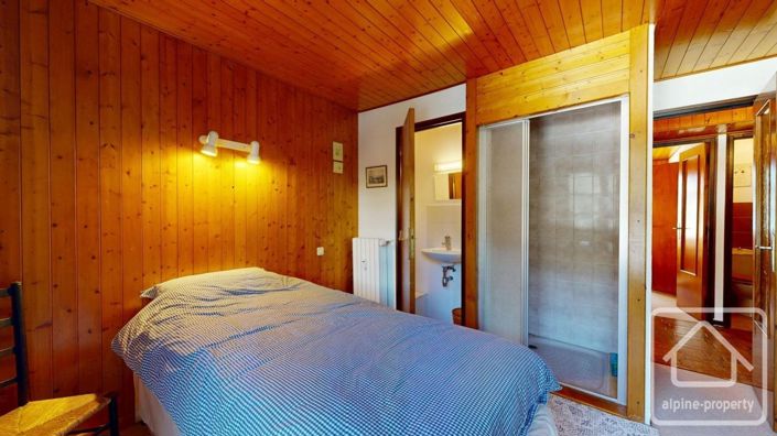 Image No.20-4 Bed Apartment for sale