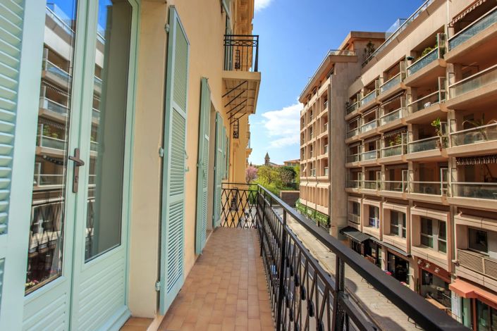 Image No.8-Apartment for sale
