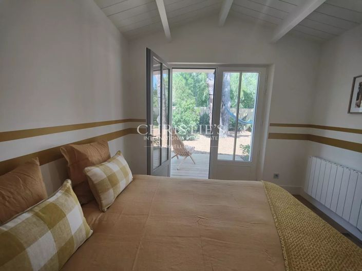 Image No.12-4 Bed House for sale