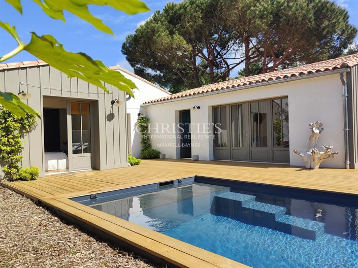 Image No.3-4 Bed House for sale