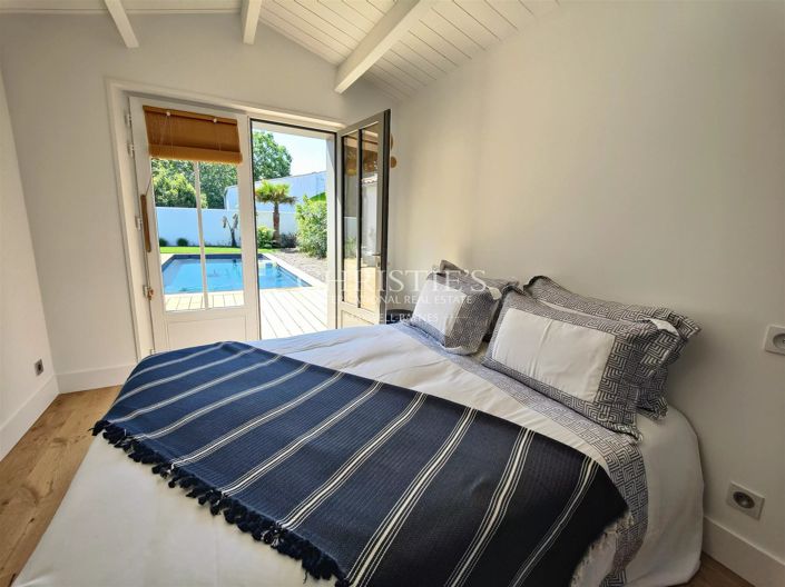 Image No.7-4 Bed House for sale