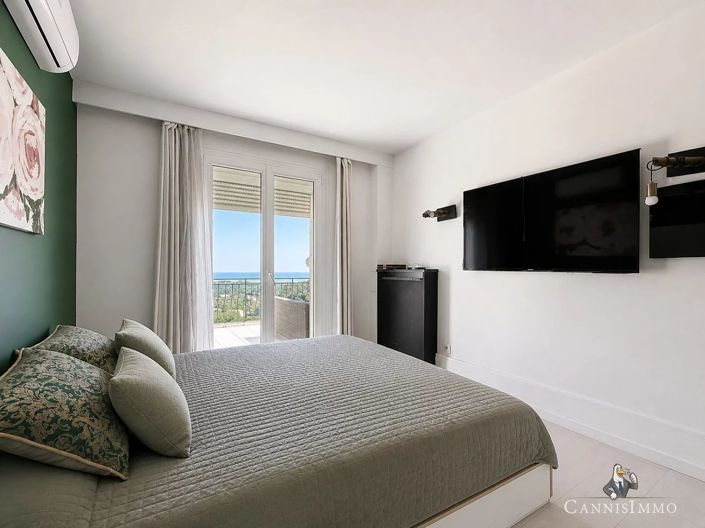 Image No.23-7 Bed House for sale