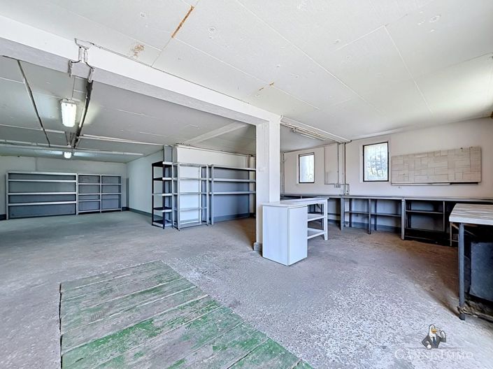 Image No.30-7 Bed House for sale