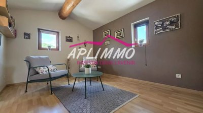 agwfx9ccq7bynjxy10