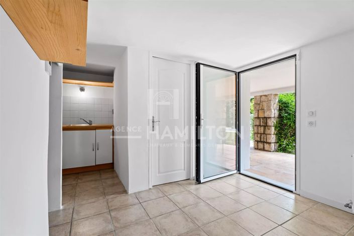 Image No.14-3 Bed House for sale