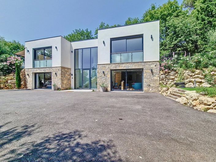 Image No.21-6 Bed House for sale