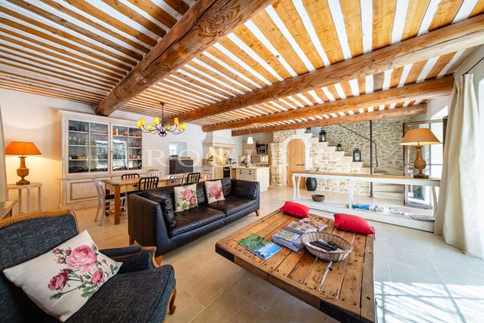 Image No.4-7 Bed House for sale