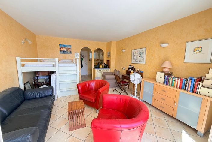 Image No.4-Apartment for sale