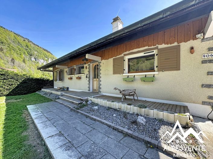 Image No.21-5 Bed House for sale