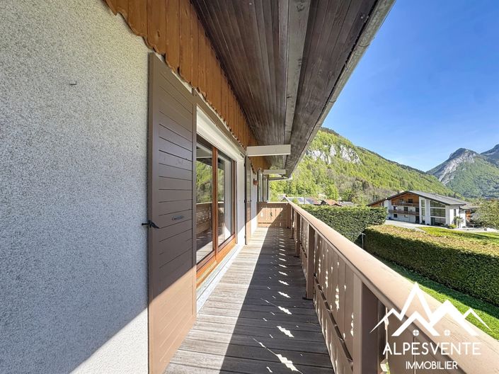 Image No.25-5 Bed House for sale