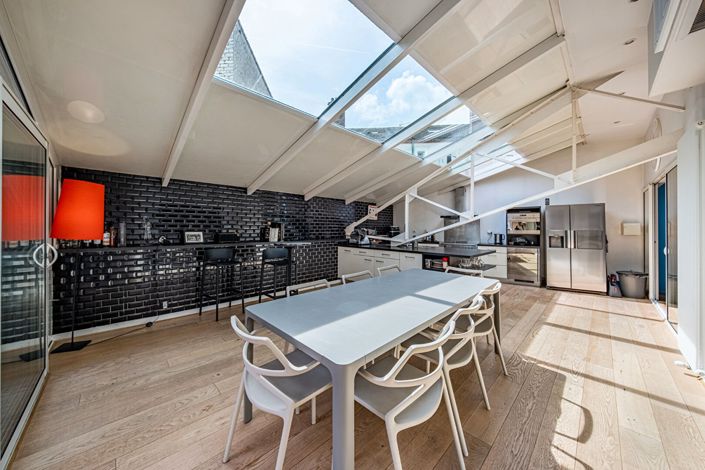 Image No.6-4 Bed House for sale