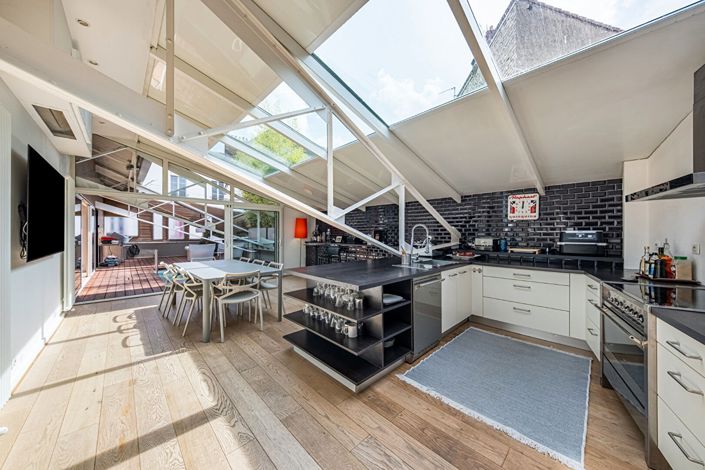 Image No.7-4 Bed House for sale