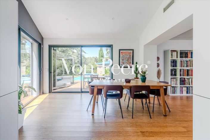 Image No.5-3 Bed House for sale