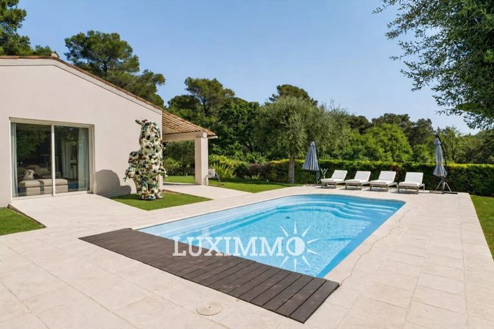 Image No.2-3 Bed House for sale