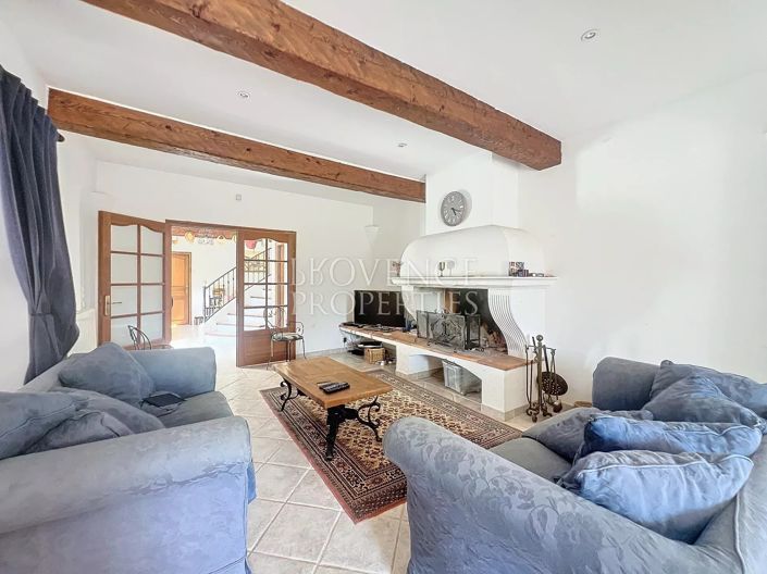 Image No.14-12 Bed House for sale