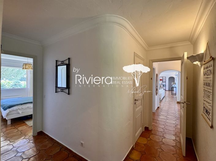 Image No.21-4 Bed House for sale