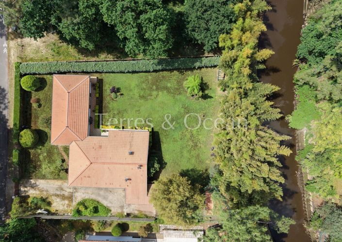 Image No.15-4 Bed House for sale