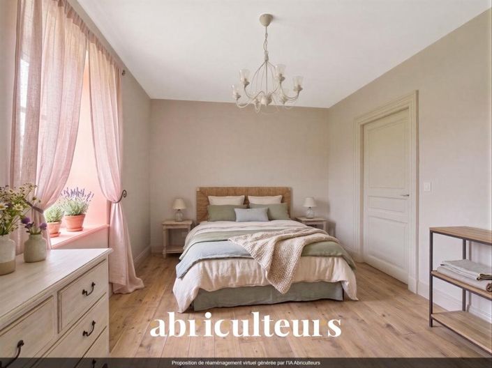 Image No.4-2 Bed House for sale